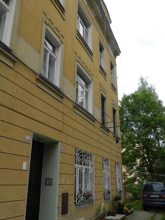 Apartment Krále Jiřího Karlovy Vary Habitación foto