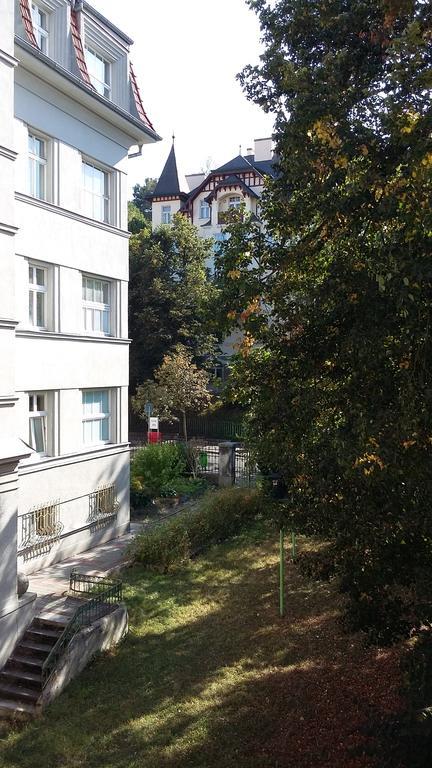 Apartment Krále Jiřího Karlovy Vary Exterior foto